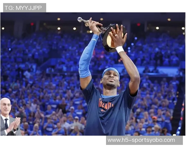 拉贾科维奇谈战术策略努力限制亚历山大触球次数以增加比赛难度 拉贾科维奇谈战术策略努力限制亚历山大触球次数以增加比赛难度